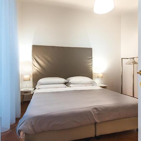 Apartment Giuliani Sorrento Exteriör bild