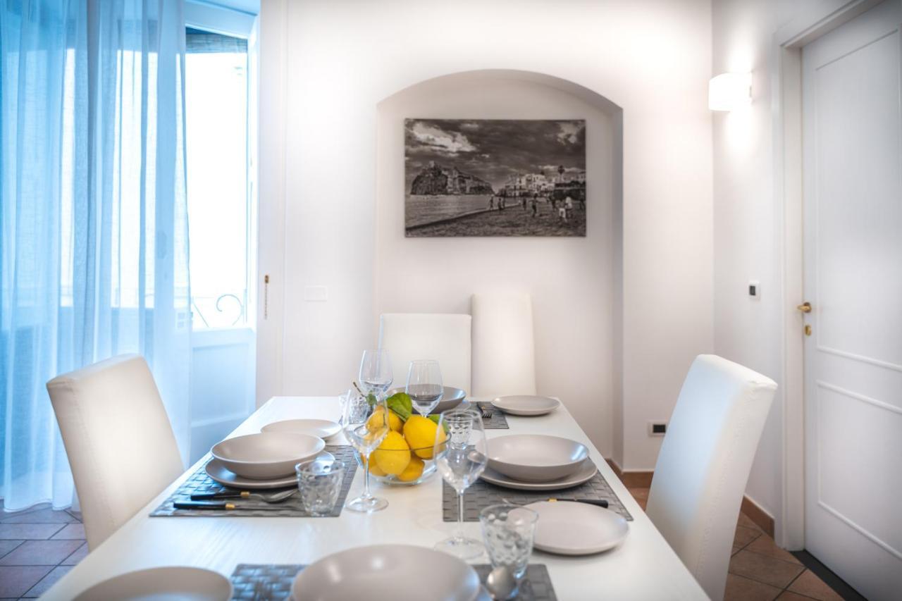 Apartment Giuliani Sorrento Exteriör bild