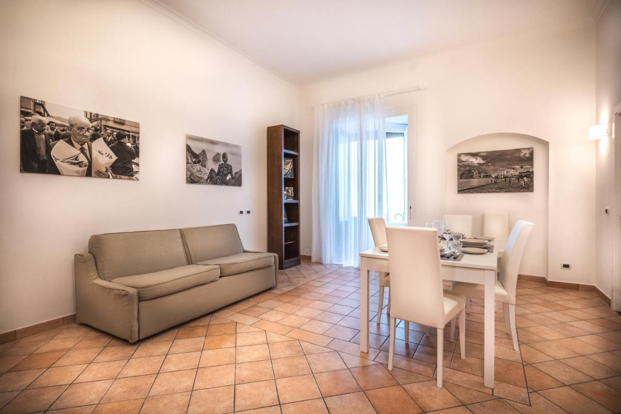 Apartment Giuliani Sorrento Exteriör bild