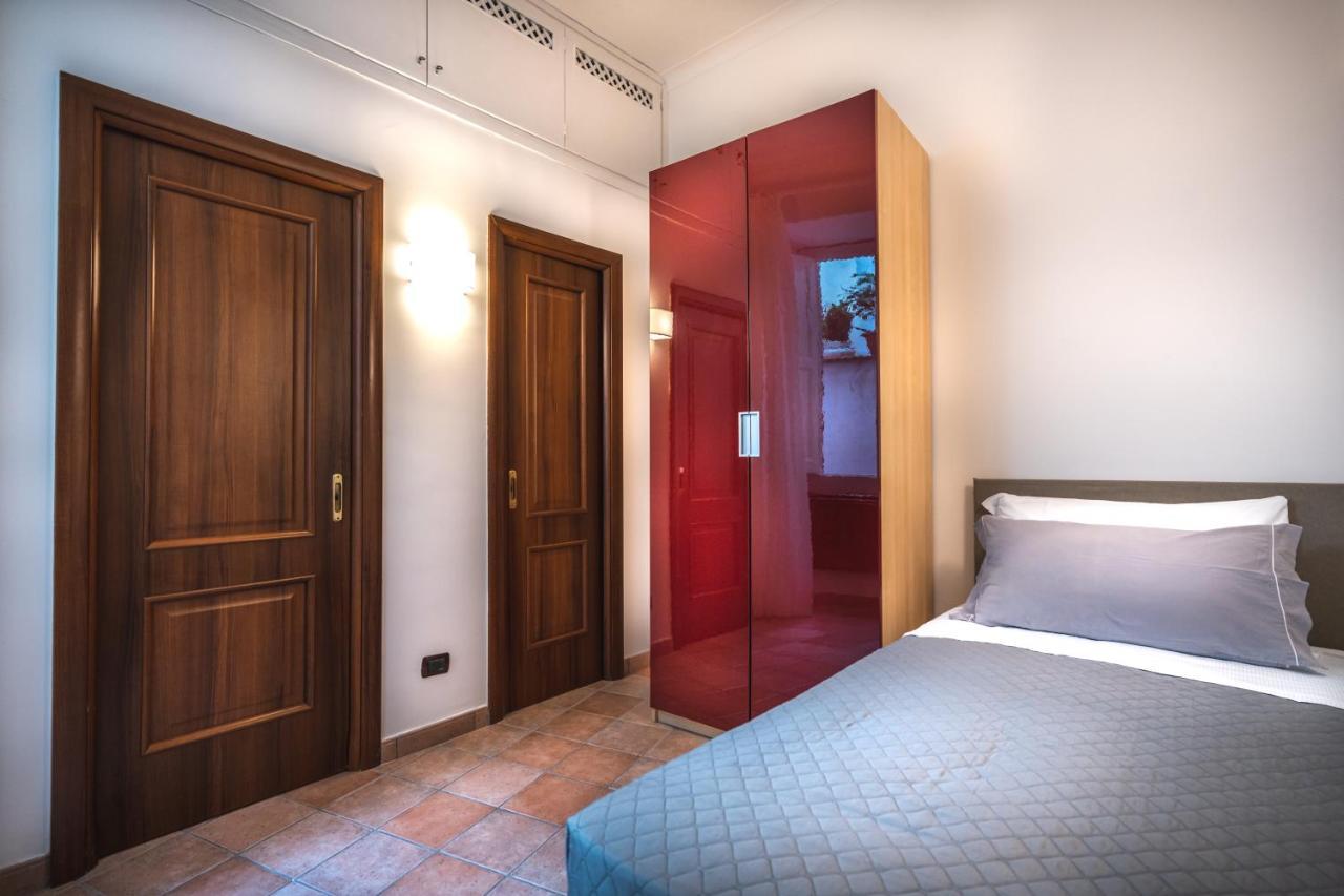Apartment Giuliani Sorrento Exteriör bild